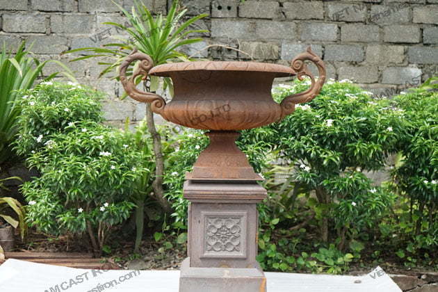 Cast iron urn planters are produced by Vietnam Cast Iron