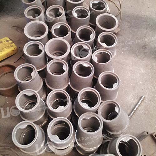 Cast iron valve cover manufacturer