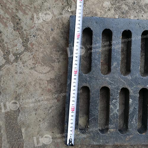 Ductile Iron Drain Gully Grid Cover 650 x 350 x 40mm Class C250 for sale
