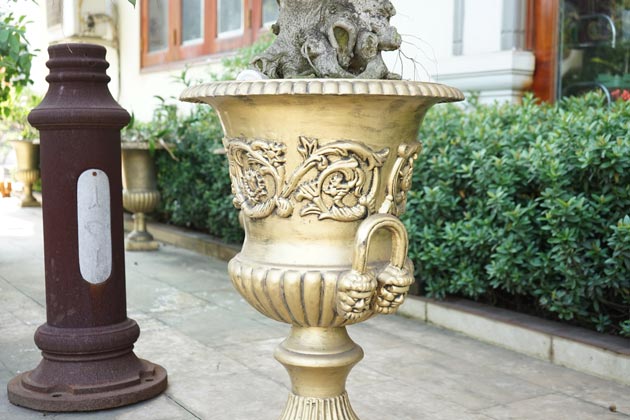 Cast iron vase for garden made in Vietnam