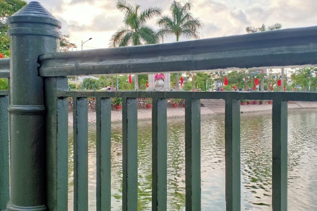 Riverside fence