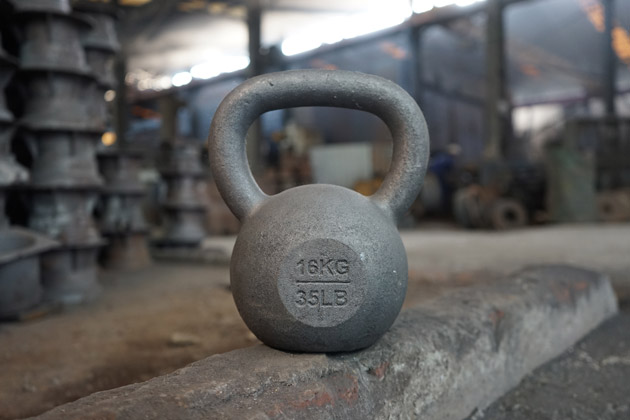 Roughcasting Kettlebell made by green sand technology